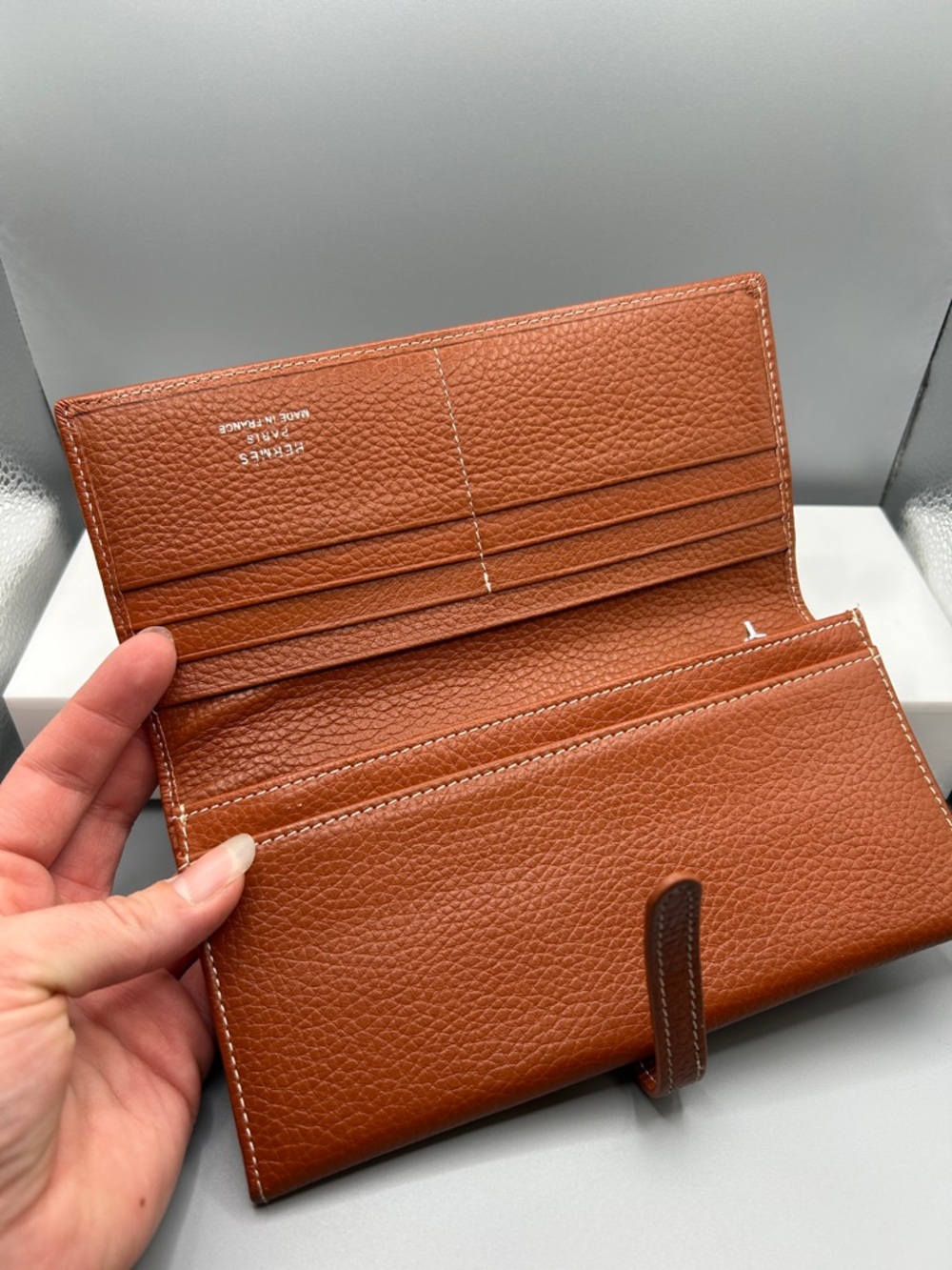 Hermes Wallet - Picture 7 of 13